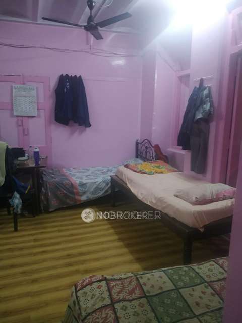 PG for Boys in Marine Lines East