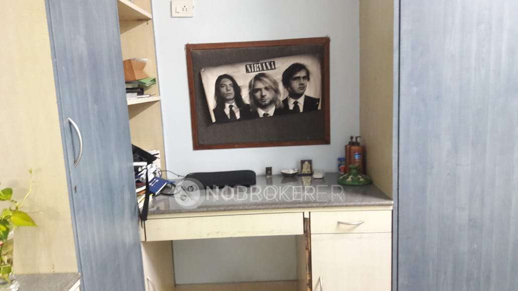 2 BHK Flat In Indian Ocean Chs Ltd For Sale  In Andheri West