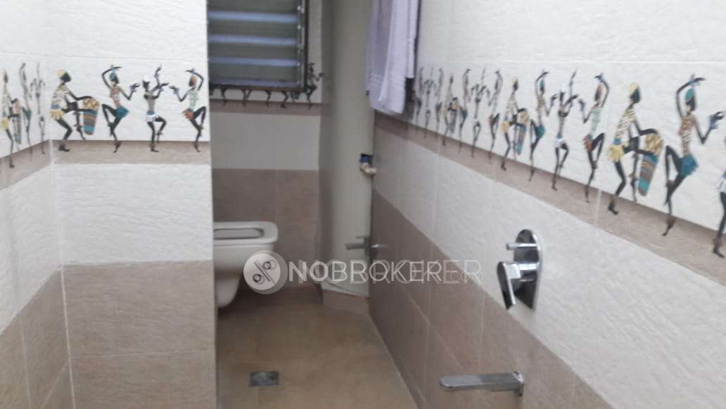 2 BHK Flat In Indian Ocean Chs Ltd For Sale  In Andheri West