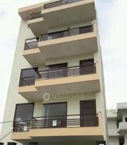 1 BHK Flat for Rent  In Sector 43