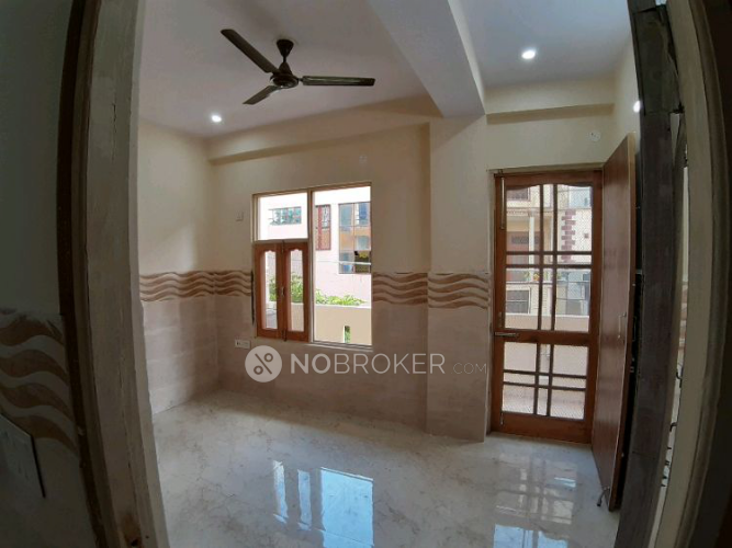 Independent House Gurugram Rent WITHOUT BROKERAGE Semifurnished 1