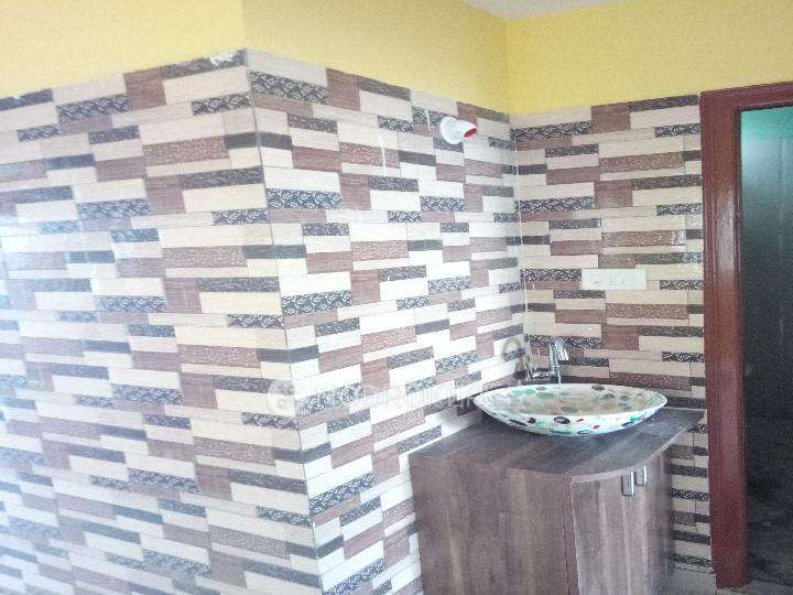 2 BHK Flat In Ri Elegance For Sale  In Parappana Agrahara