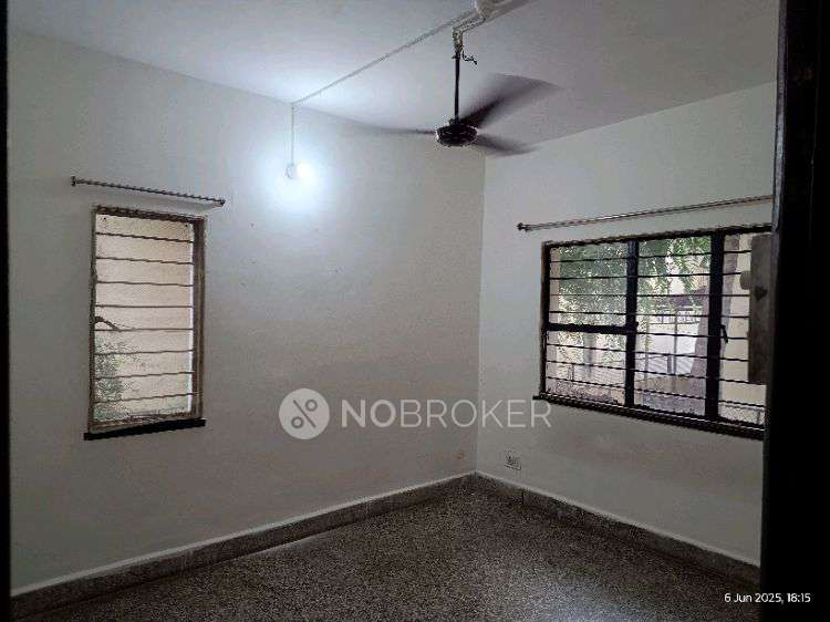 2 BHK Villa In Hdfc Colony, On Bhosri-nigdi Road, Next To Sbi for Rent  In Chinchwad