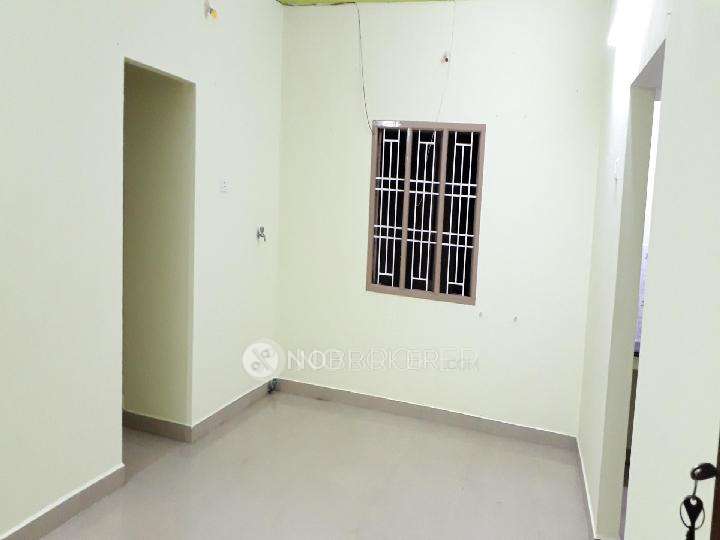 2 BHK Flat In Hss Apartment  For Sale  In Pozhichalur