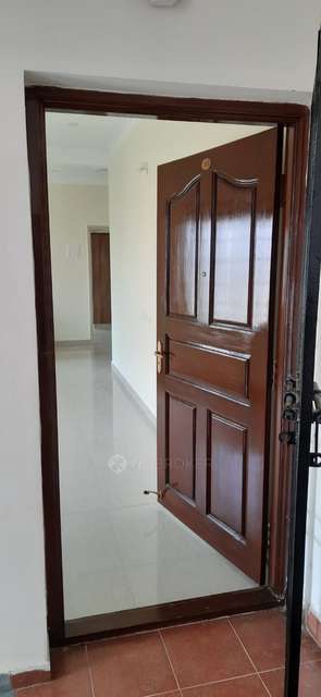2 BHK Flat In Medavakkam For Sale  In Medavakkam