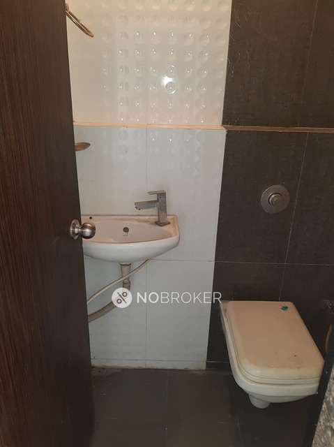 1 BHK Flat In Highland Park  For Sale  In Kailash Nagar