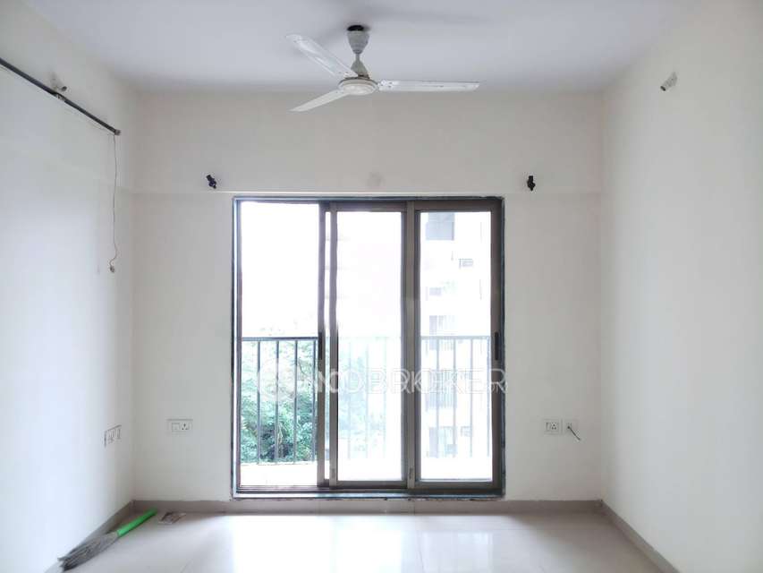 2 BHK Flat In Everest World For Sale  In Thane West
