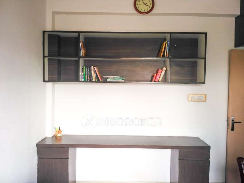 2 BHK Flat In Platinum Enclave Phase 5 For Sale  In Jalahalli West