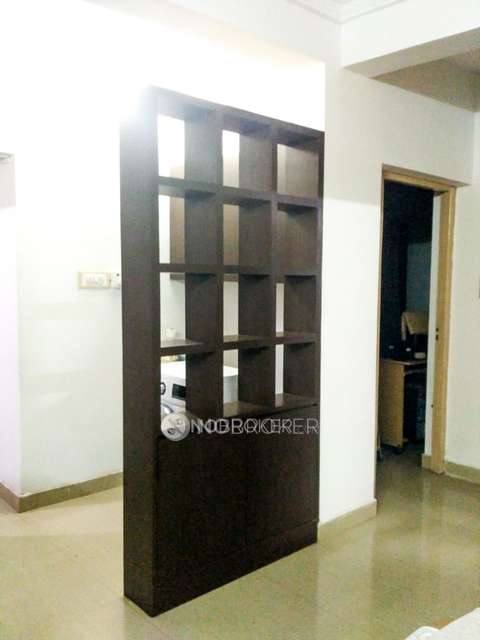 2 BHK Flat In Platinum Enclave Phase 5 For Sale  In Jalahalli West