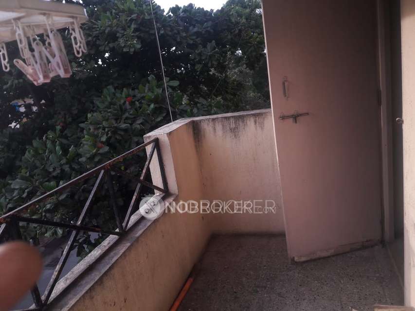 1 RK Flat In Satyaraj Srusthi Coop Hsg Soc. For Sale  In Hadapsar