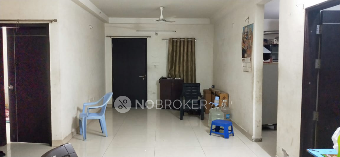 Rainbow Vistas Moosapet Rent WITHOUT BROKERAGE Semifurnished 3 BHK
