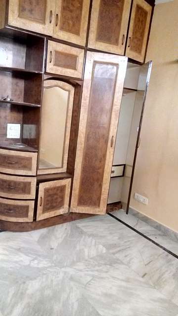 1 BHK Flat for Rent  In Sector 45