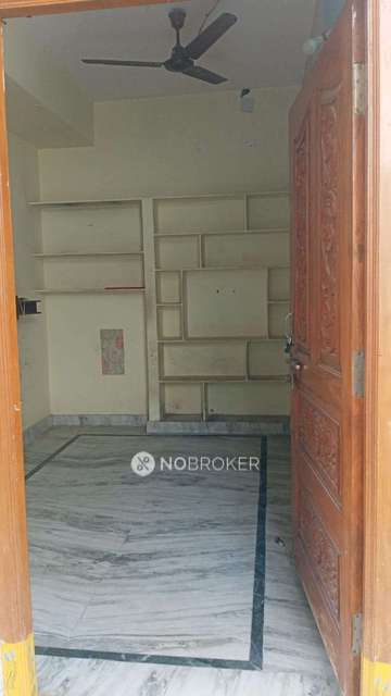 1 BHK Flat for Rent  In Padmarao Nagar