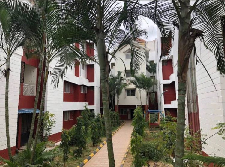 Trinity Golden Era Apartment