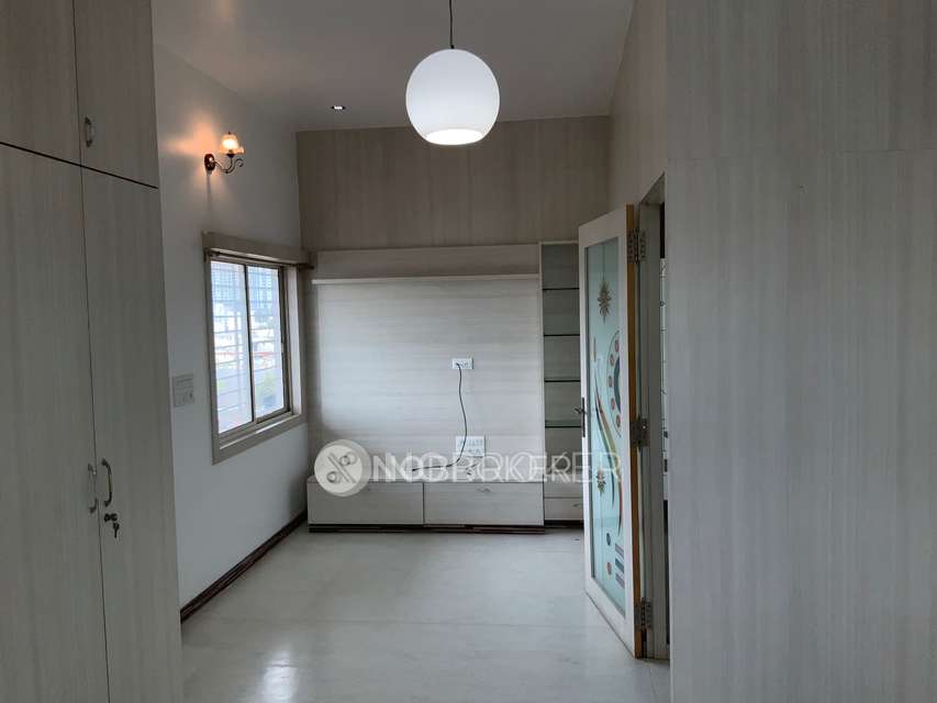 2 BHK Flat In Standalone Building  for Lease  In Rajaji Nagar