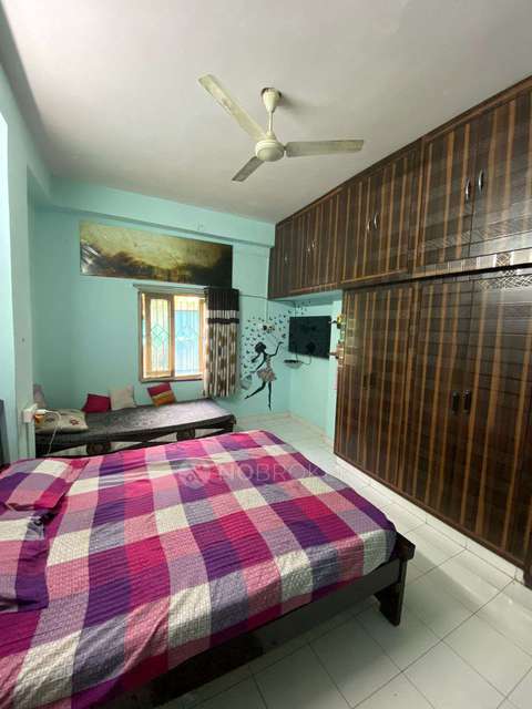 3 BHK Flat In Sai Ram Paradise For Sale  In Madeenaguda