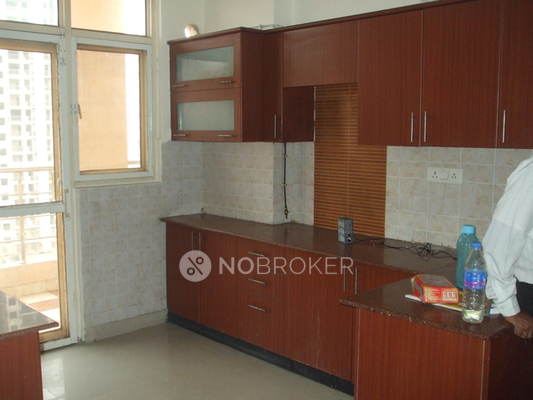 3 BHK Flat In Rishabh Platinum For Sale  In Indirapuram