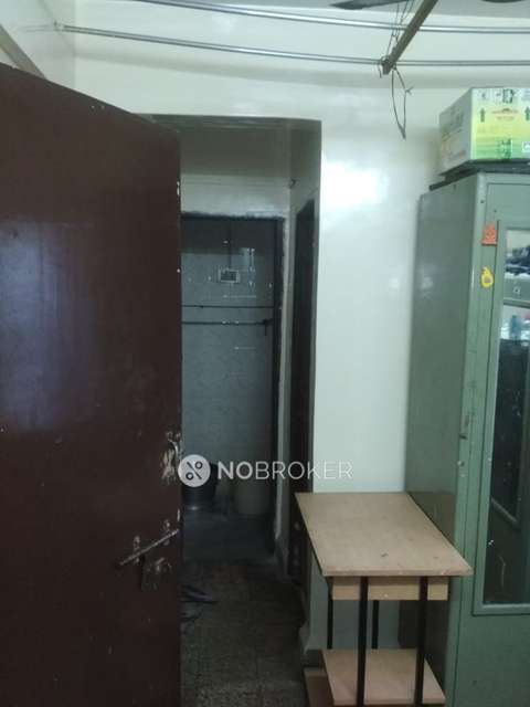 1 BHK Flat In Pandari Building for Rent In Shukrawar Peth