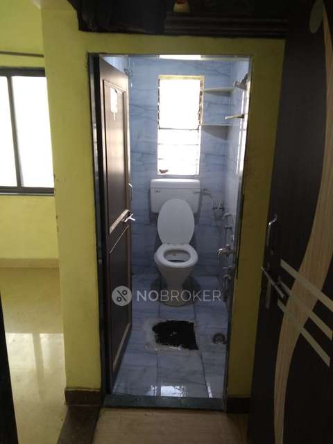 2 BHK Flat In Tapi Building for Rent In Balaji Nagar