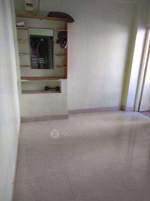 2 BHK Flat In Tapi Building for Rent In Balaji Nagar