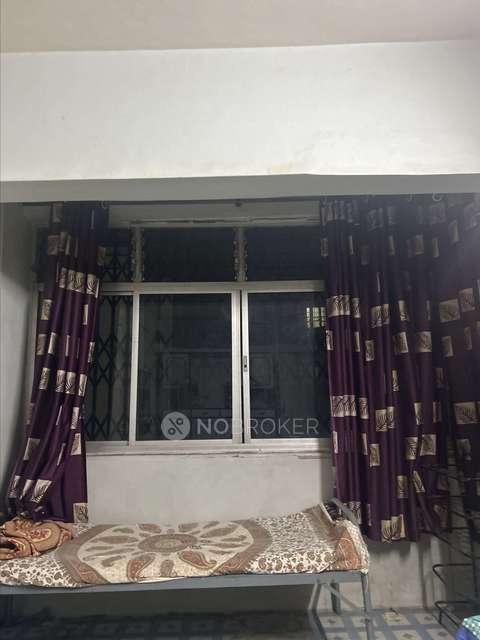 Shared Room for Female In 3 BHK  In Keshavlaxmi Apartment In Sadashiv Peth