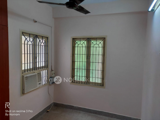 2 BHK Flat In Keerthi Apartments for Rent  In Valasaravakkam