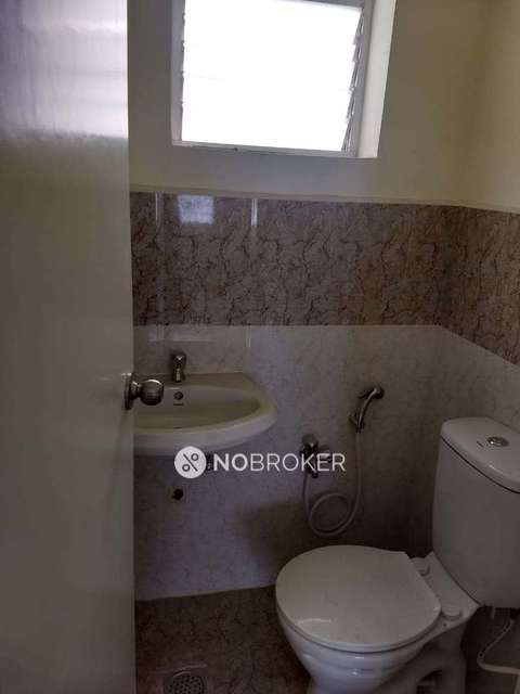 3 BHK Flat In Kg Centre Point For Sale  In Poonamallee