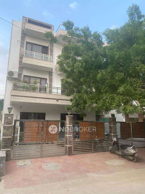 4 BHK Flat For Sale  In Sector 10