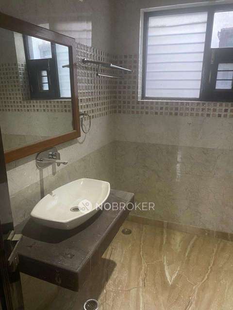 4 BHK Flat For Sale  In Sector 10