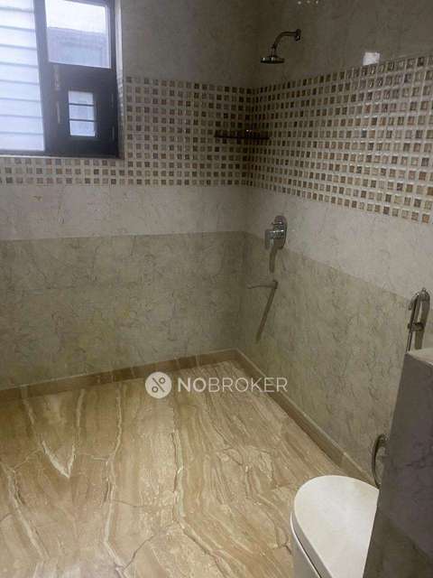 4 BHK Flat For Sale  In Sector 10