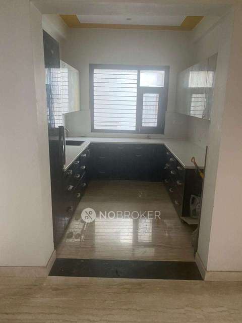 4 BHK Flat For Sale  In Sector 10