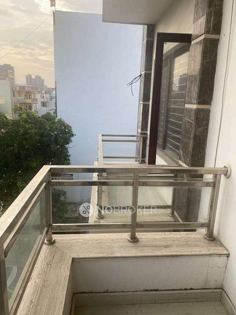 4 BHK Flat For Sale  In Sector 10