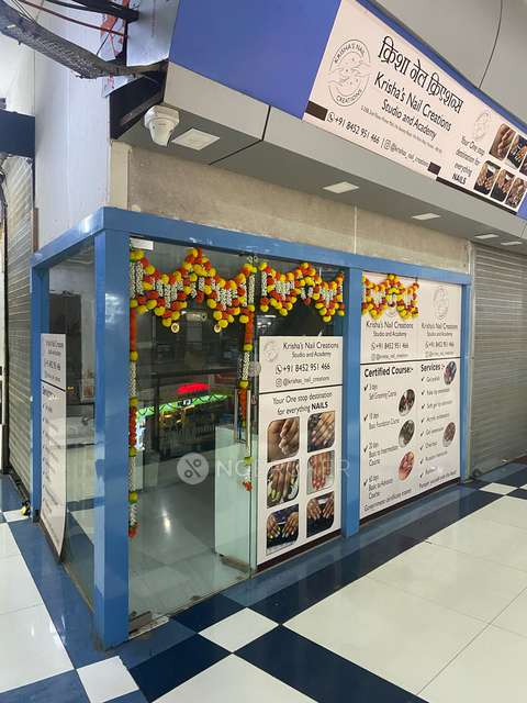 Shop in Vile Parle West, Mumbai for Rent 