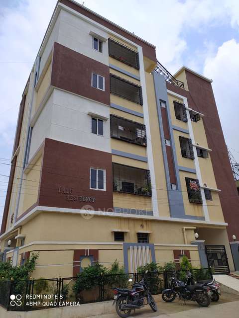 4+ BHK Flat In Balu Residency For Sale  In Gajularamaram