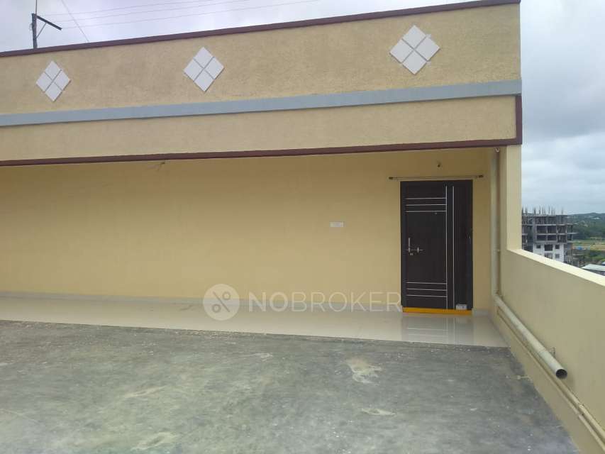 4+ BHK Flat In Balu Residency For Sale  In Gajularamaram