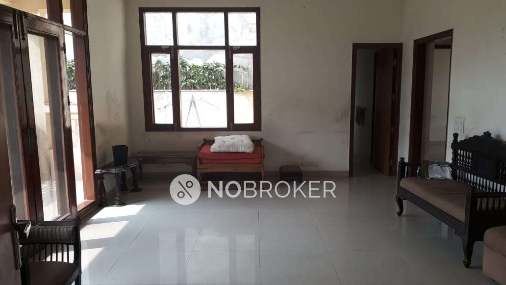 4 BHK House for Rent  In  Sector 15