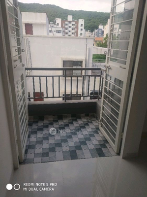 1 BHK Flat In Shreeji Silvana for Rent  In Somatane