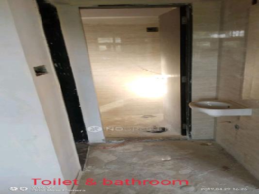 1 BHK Flat In Nivara Co Op Housing  Society  For Sale  In Vile Parle East