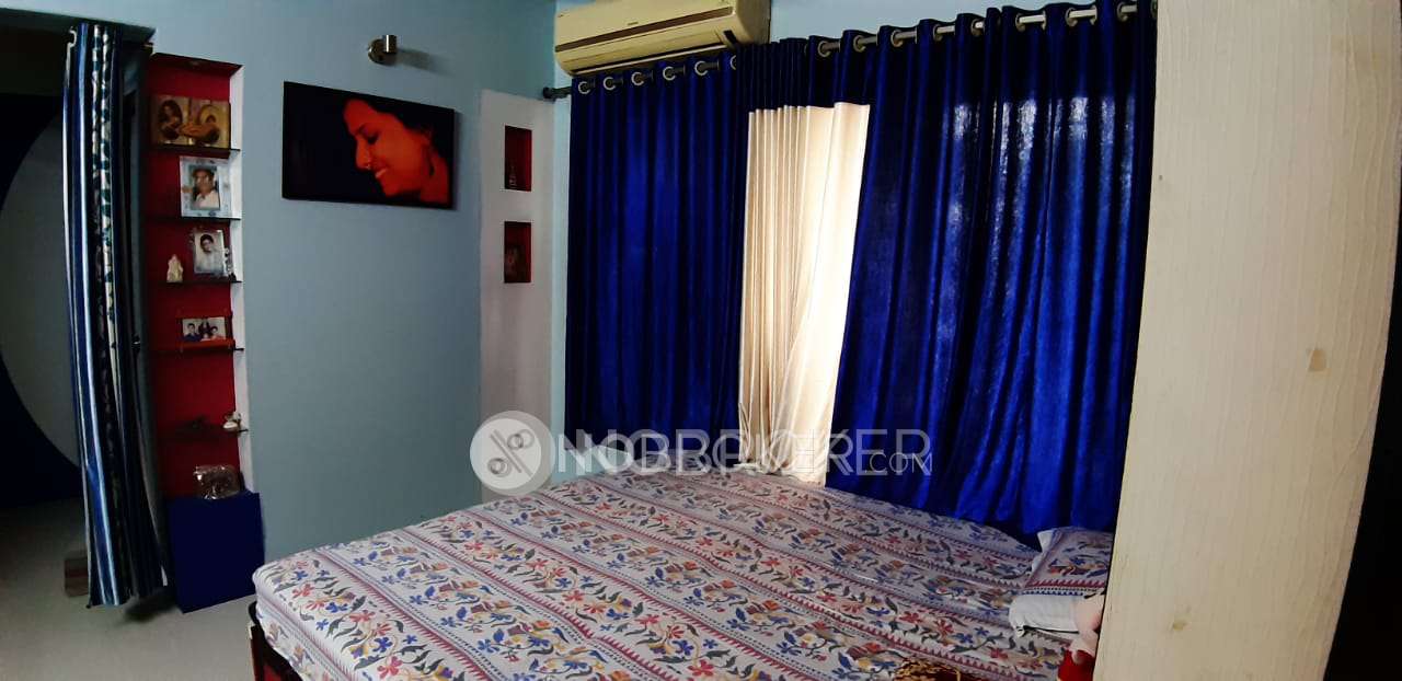 2 BHK Flat In Sahyog Apartment For Sale  In Ville Parle West