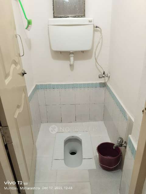 2 BHK Flat In Ambika Lakshmi Chs  For Sale  In Ghatkopar East