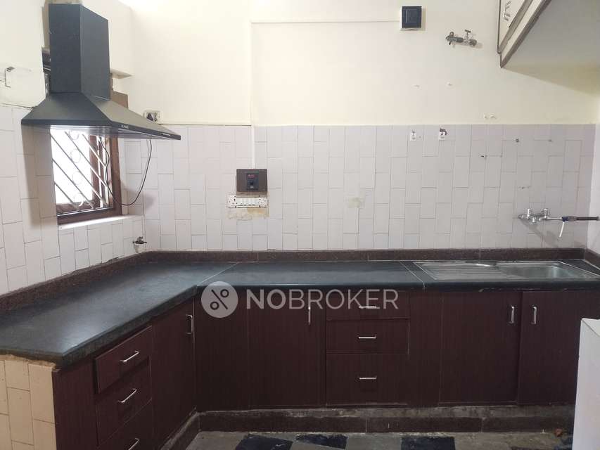 Single Room for Male In 2 BHK  In Indira Nagar