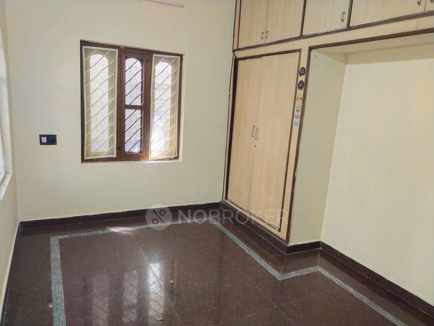 Shared Room for Female In 3 BHK  In Indira Nagar