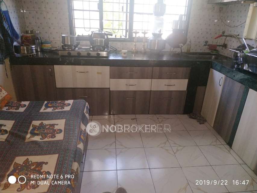 1 BHK Flat for Rent  In Moti Corner