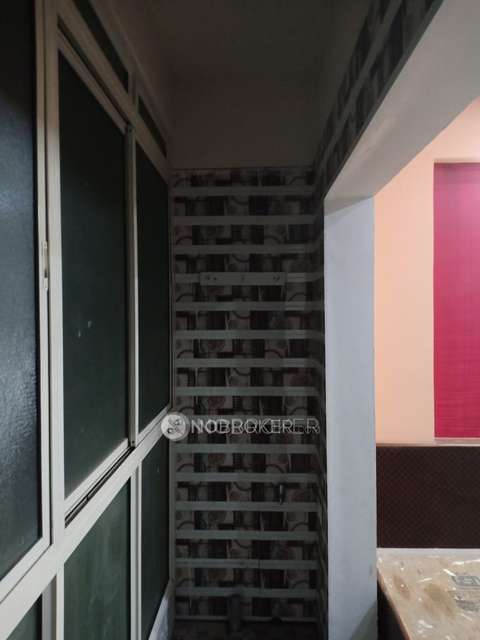 2 BHK Flat In Sr Flora  For Sale  In Hongasandra