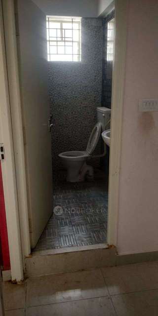 2 BHK Flat In Sr Flora  For Sale  In Hongasandra