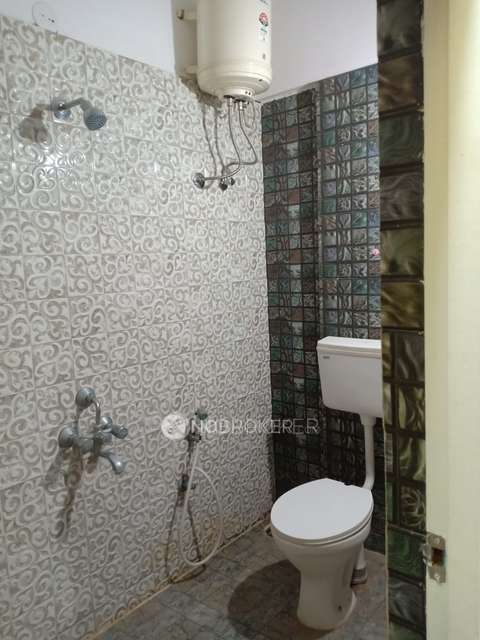 2 BHK Flat In Sr Flora  For Sale  In Hongasandra