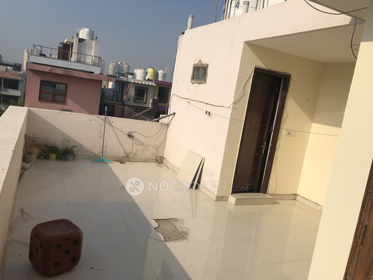 1 RK Flat for Rent  In Sector 46