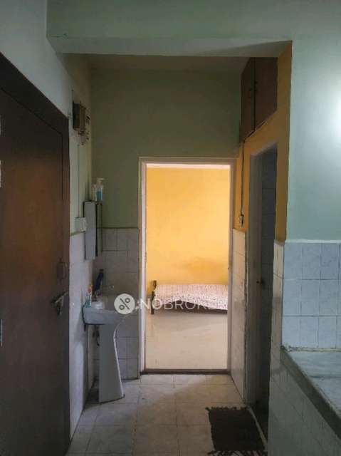 1 RK Flat In Mahavir Complex for Rent  In Visharant Wadi
