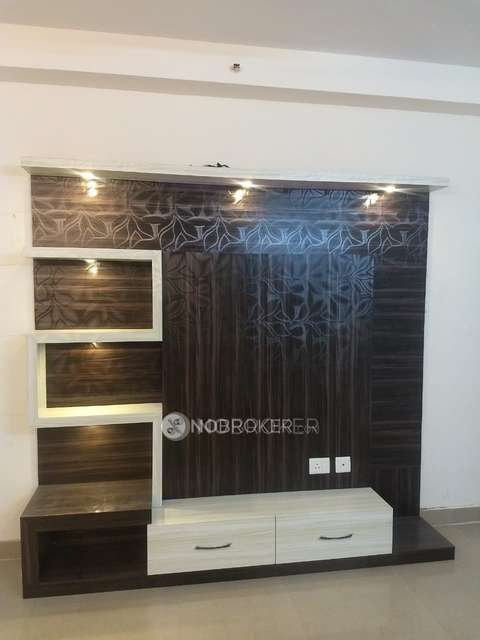 2 BHK Flat In Logix Blossom Greens  For Sale  In Sector 143