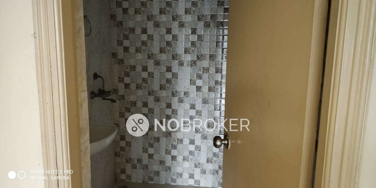 2 BHK Flat In Antriksh Golf View For Sale  In Sector-78